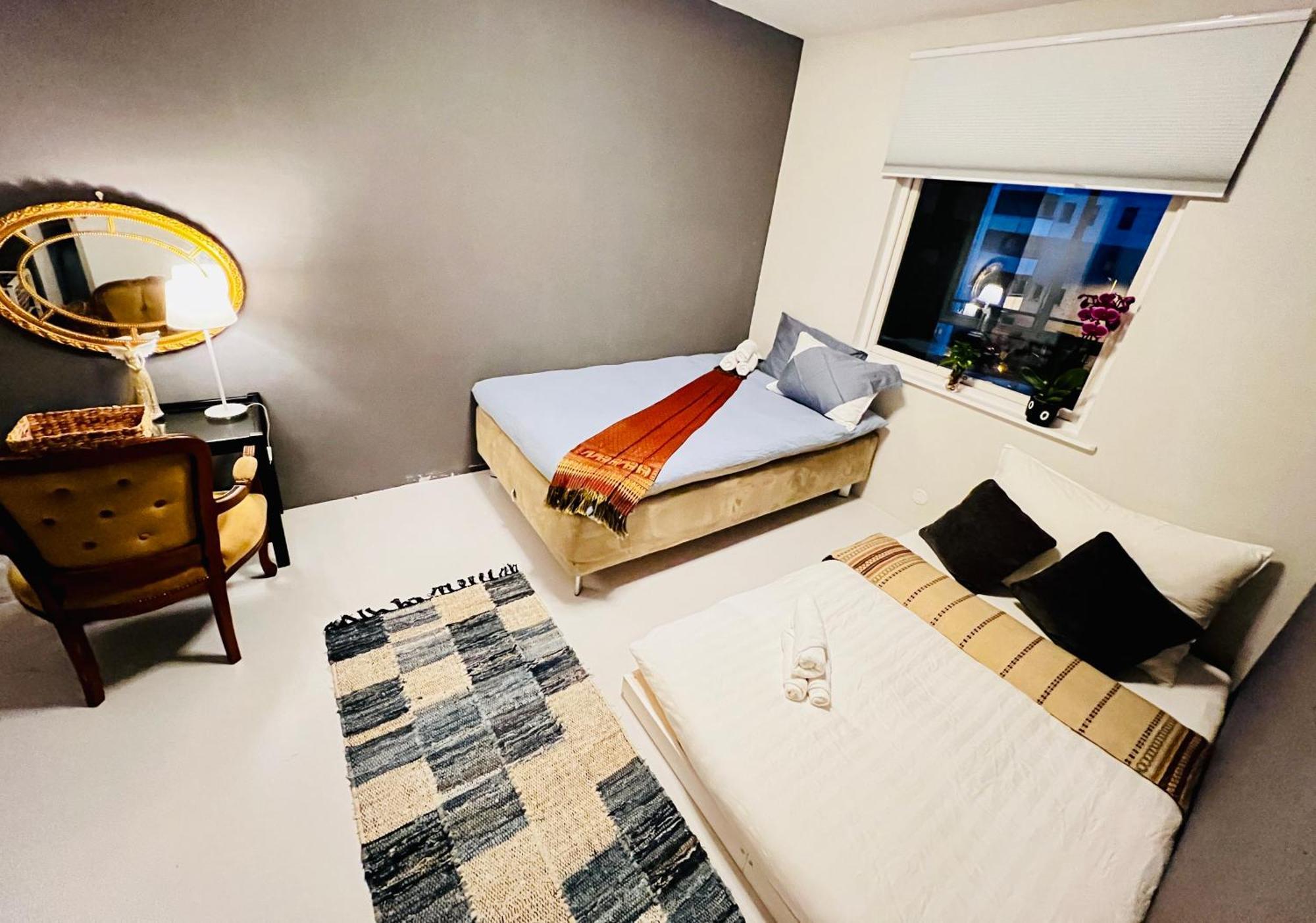 Luxury Service Apartment By Chanya โอเลซุนด์ ภายนอก รูปภาพ